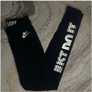 Nike leggings